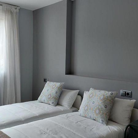 Avante24 Pontedeume Extérieur photo